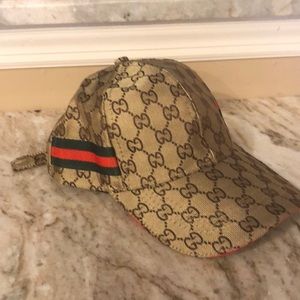 Gucci look cap